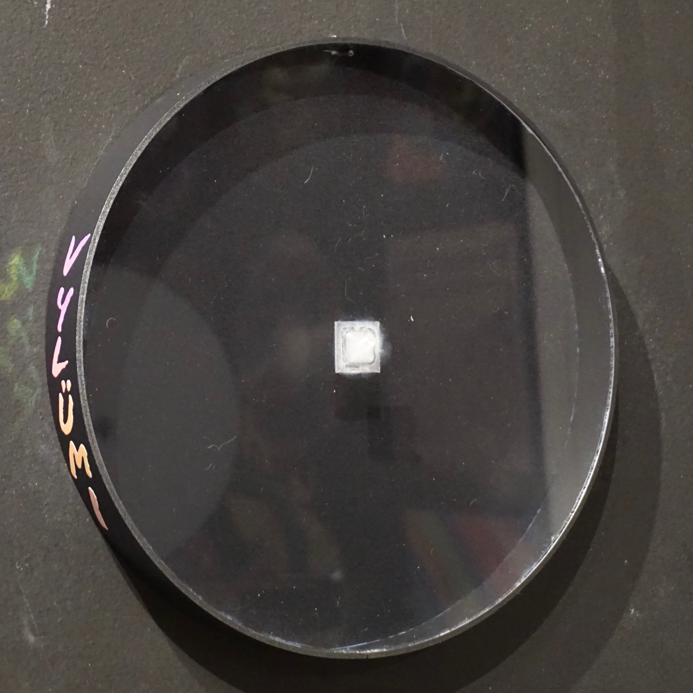 Vüe V2.0 - Quick Access Vinyl Frame